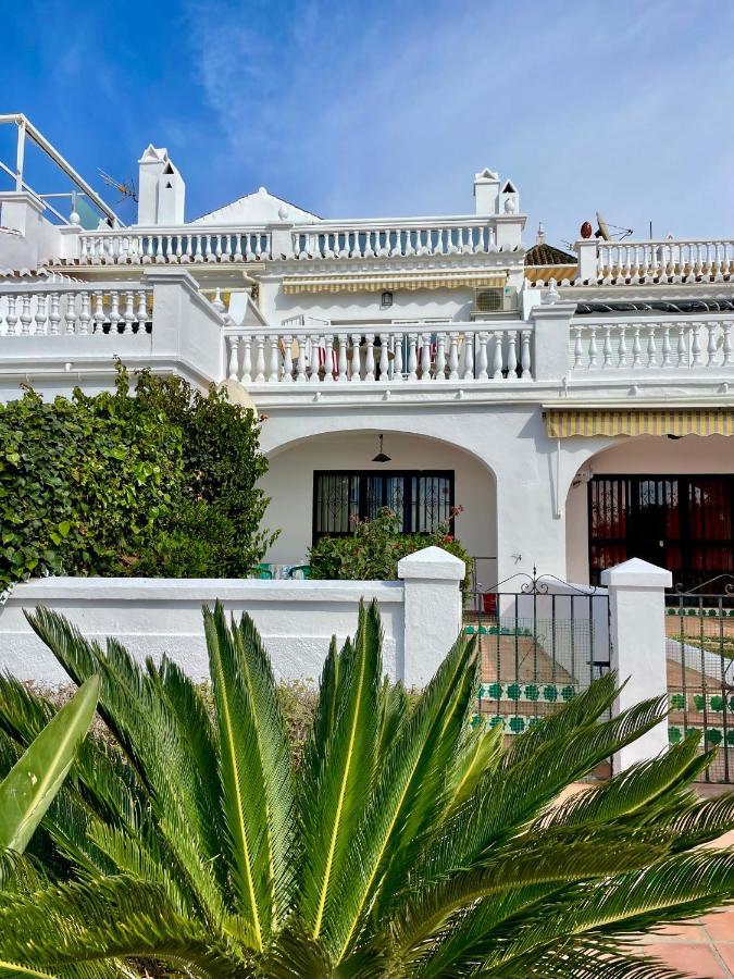 Apartamento Frontal Al Mar - Torrox Costa Екстериор снимка
