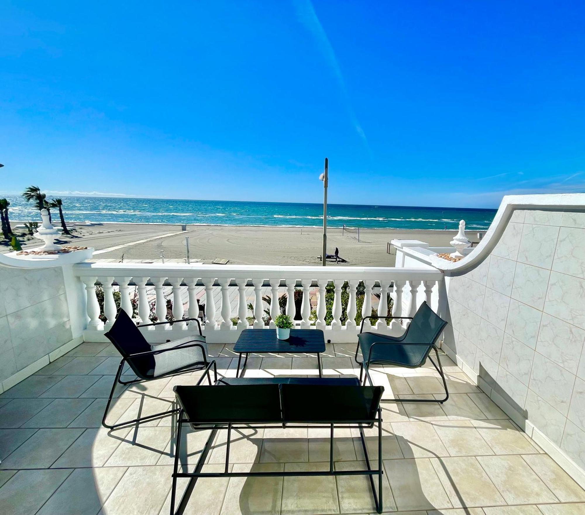 Apartamento Frontal Al Mar - Torrox Costa Екстериор снимка