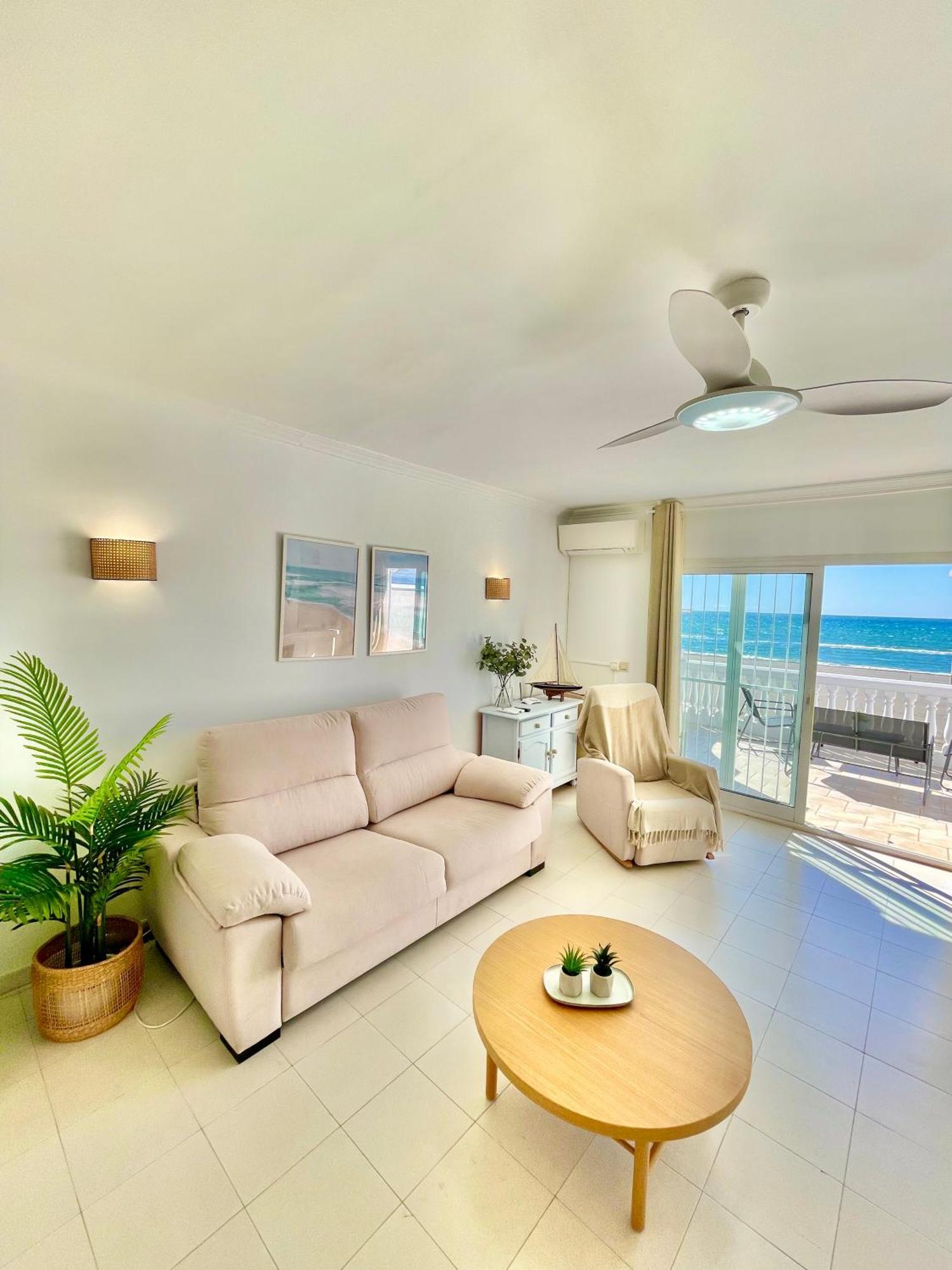 Apartamento Frontal Al Mar - Torrox Costa Екстериор снимка