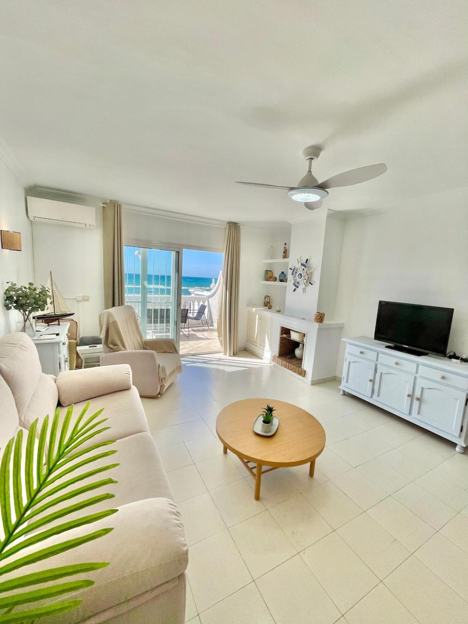 Apartamento Frontal Al Mar - Torrox Costa Екстериор снимка